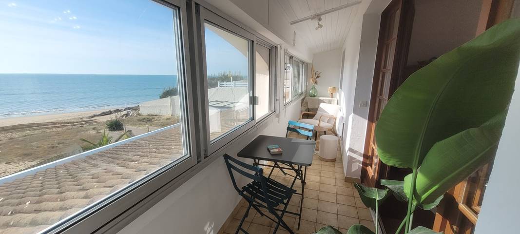 Apartamento entero, Apartamento L'Eden - Ref. 404, con vistas al mar junto a la playa de La Grière in La Tranche-sur-Mer, Vandea