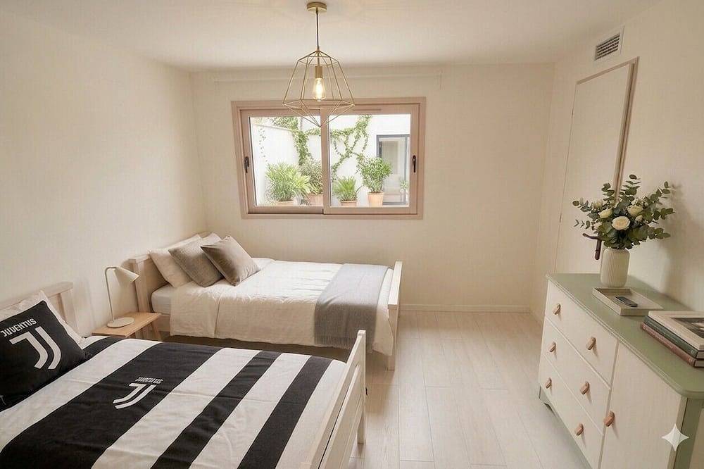 Maison au calme avec jardin privé à 5 mns des plages de Pontaillac🌴 in Royan, Côte de Beauté