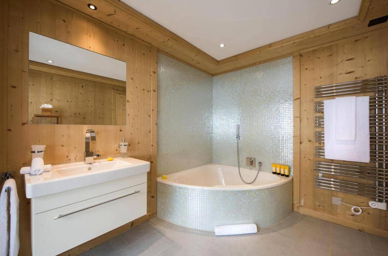Four-Bedroom Chalet in Zermatt, Walliser Alpen