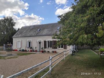 Chambre d’hôte pour 3 personnes, avec jacuzzi ainsi que piscine et jardin à La Couture-Boussey