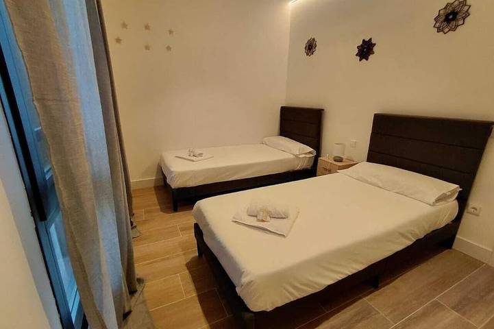Ganze Wohnung, Ideal lodging in Madrid - Calle Cicerón in Tetuán, Madrid