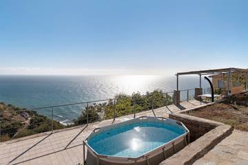 Ferienwohnung für 4 Personen, mit Kinderpool und Garten in Imperia Provinz