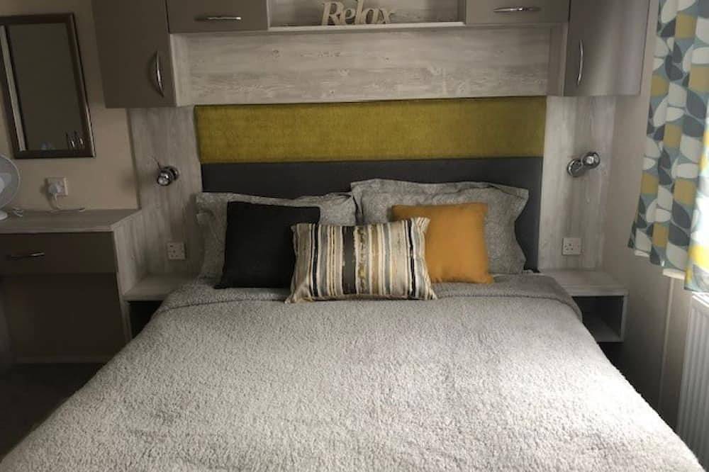 Luxury 2 Bed Platinum Plus Mobile Home, Whitstable in Kent