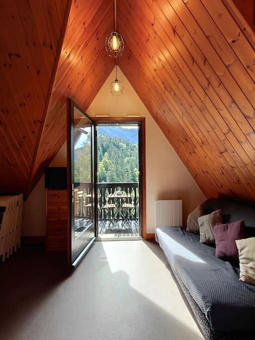 Appartement entier, Two-Bedroom Apartment in Station du Mourtis, Boutx