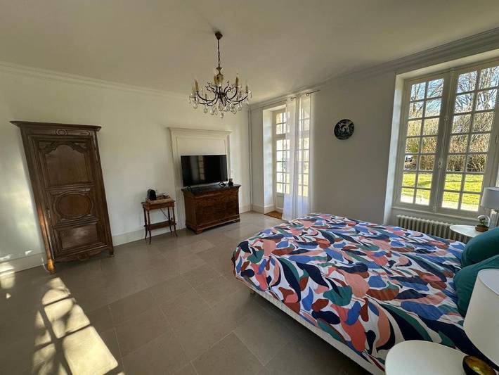 Chambre d’hôte pour 2 personnes, avec jardin ainsi que piscine et vue, animaux acceptés dans le Cher - 2