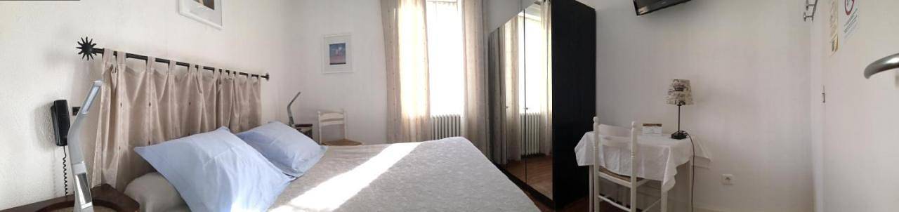 Hôtel pour 2 personnes, avec vue et jardin à Vals-les-Bains - 4