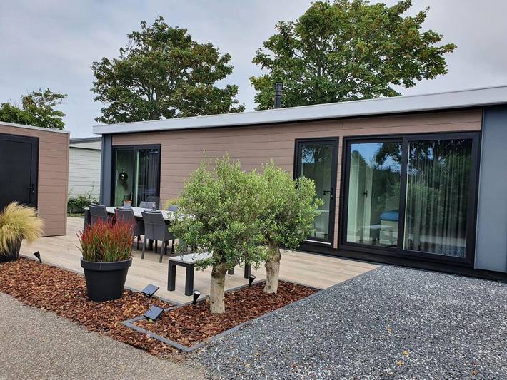 Ferienhaus für 4 Personen, mit Terrasse und Garten sowie Kinderpool und Pool in Renesse