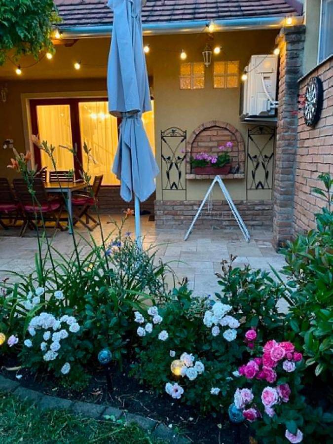 Lux Apartman Villa in Hajdúszoboszló, Hajdúszoboszlói járás