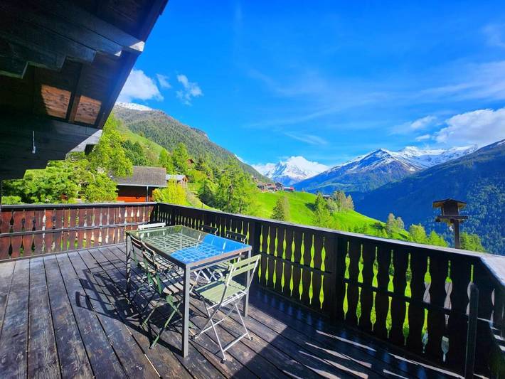 Gîte pour 8 personnes, avec terrasse ainsi que sauna et vue à Saint-Martin (Suisse) - 2