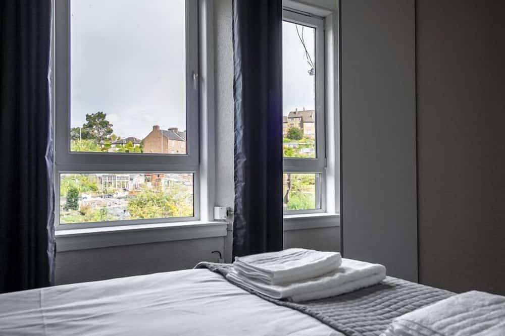 Geheel appartement, ☆ Bright, 2 Bedroom West End Apartment ☆ in Dundee, Angus