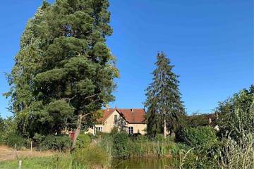 Gîte pour 8 personnes, avec jardin et vue à Malétable