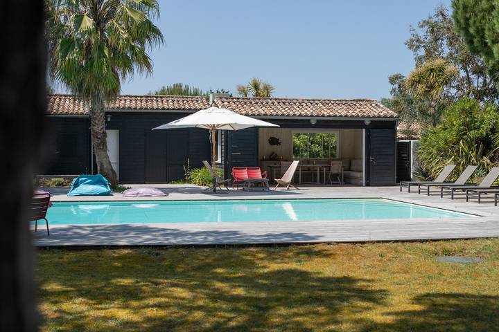Villa pour 10 personnes, avec jardin ainsi que terrasse et piscine en Charente-Maritime - 4