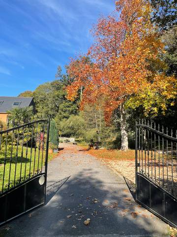 Location de vacances pour 4 personnes, avec jardin à Pluneret