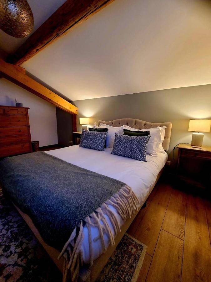 Gîte pour 10 personnes, avec sauna ainsi que jacuzzi et terrasse à Essert-Romand - 3