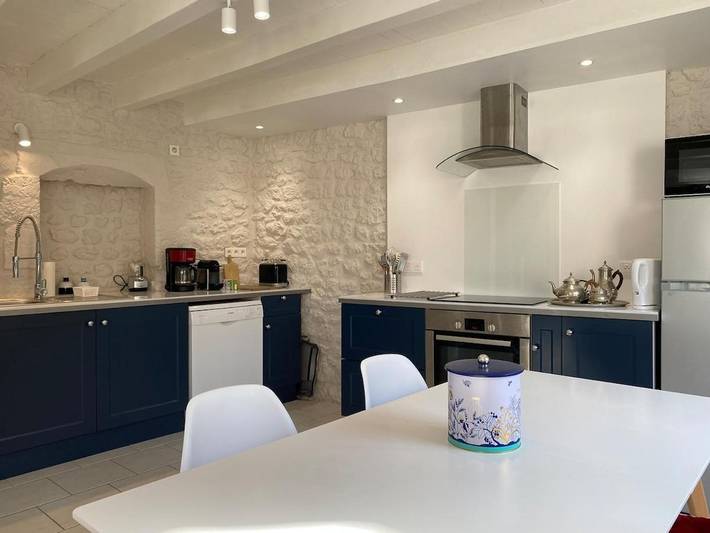 Location de vacances pour 4 personnes, avec jardin à Saint-Just-Luzac - 2