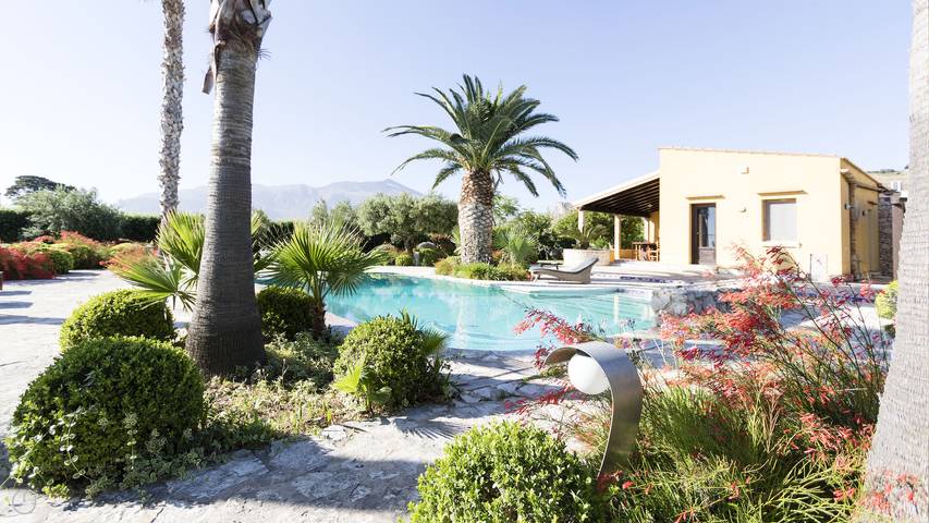 Location de vacances pour 10 personnes, avec jardin à Scopello - 2