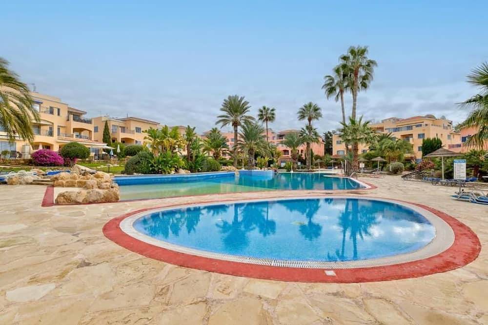 Villa for 7 People in Paphos, South Cyprus