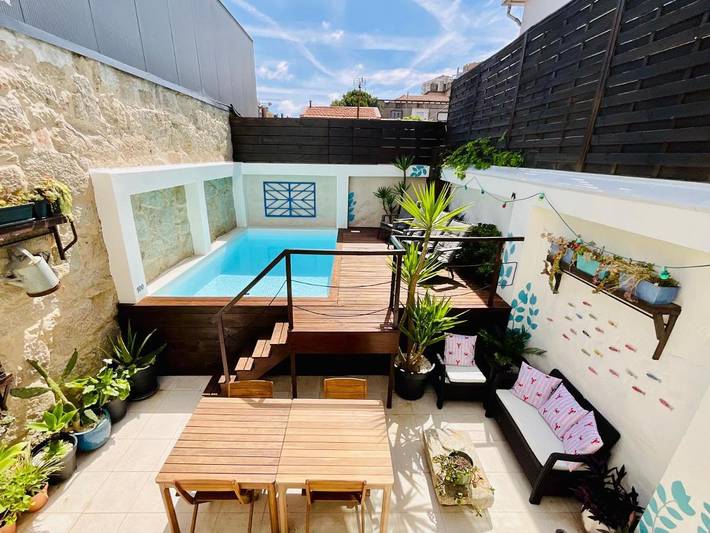 Chambre d’hôte pour 9 personnes, avec piscine ainsi que vue et jardin à Vila Nova de Gaia