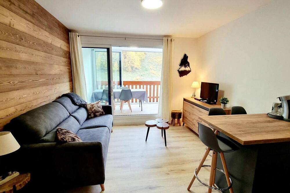 Appartement entier, À 100m des pistes de ski, 2ème étage, parking, télévision, casier à ski, 27m², La Joue du Loup in La Joue du Loup, Le Dévoluy