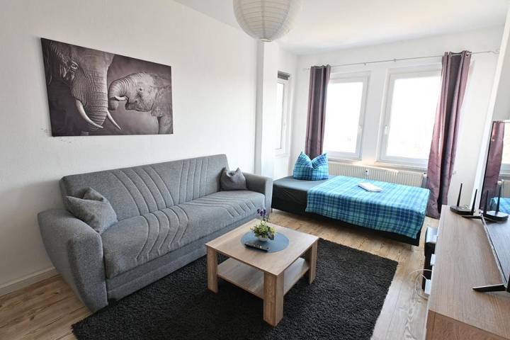 Ferienwohnung für 6 Personen, mit Terrasse in Bitterfeld