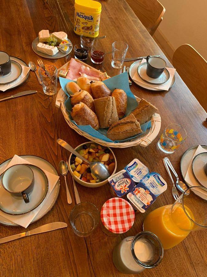 Location de vacances pour 2 personnes, avec piscine ainsi que jardin et vue à Le Vigeant - 3