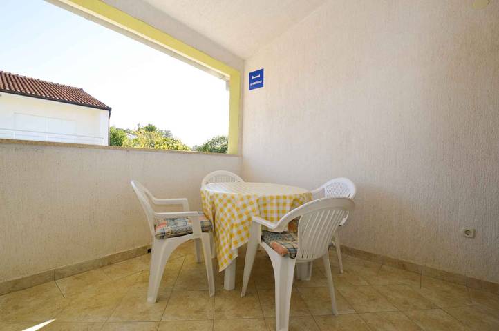 Ferienwohnung für 4 Personen, mit Garten in Peroj - 4