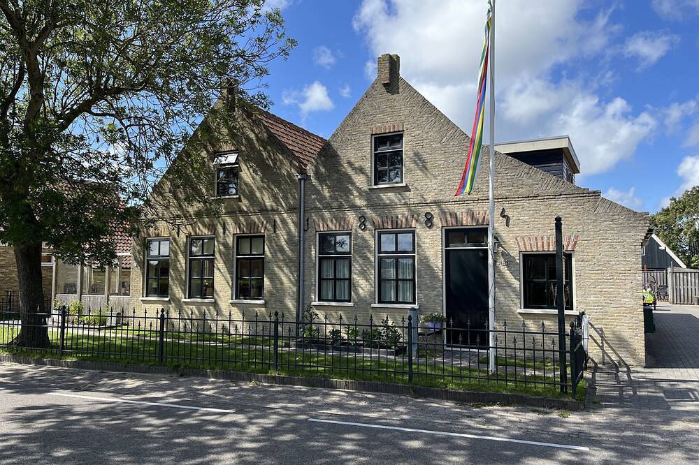 Ganze Wohnung, Gemütliche Wohnung mit ausgezeichneter Küche und geräumigem Badezimmer. in Westfriesische Inseln