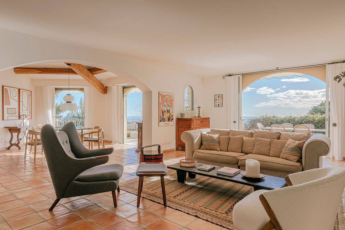 Maison Lacoste in Vence, Cannes region