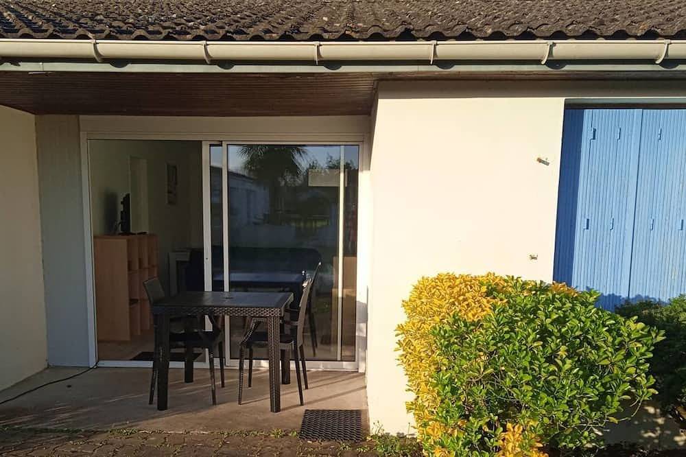 Appartement entier, \"Gîte de l'aigue-marine\" in Saint-Michel-en-l'Herm, Fontenay-le-Comte
