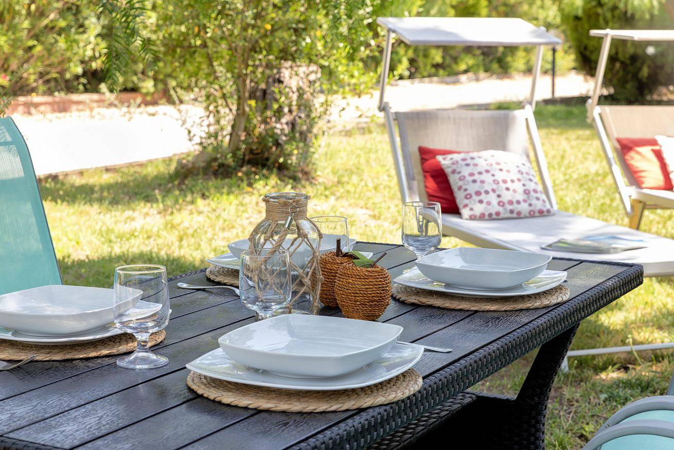 Alghero Villa Maestrale avec jardin véranda couverte 4 chambres, 3 bains in Alghero, Province de Sassari