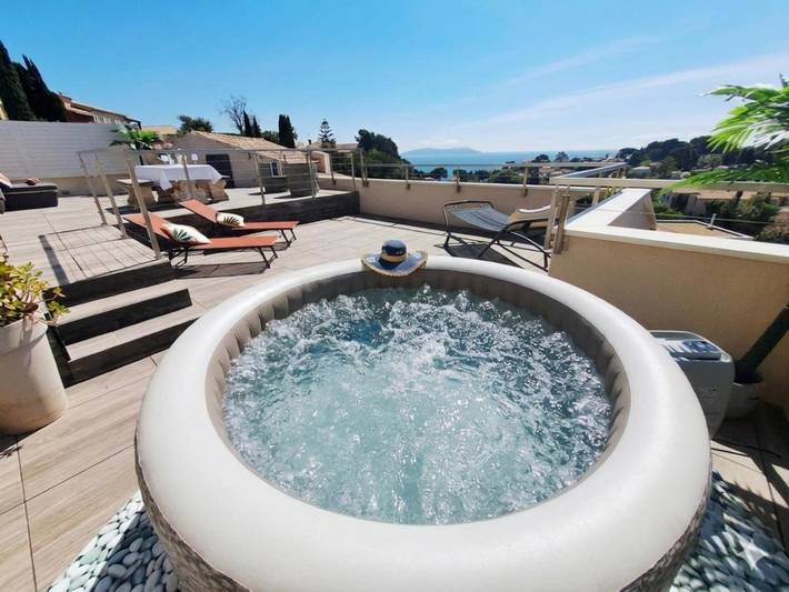 Gîte pour 2 personnes, avec terrasse et vue dans Plage Coupereau - 2