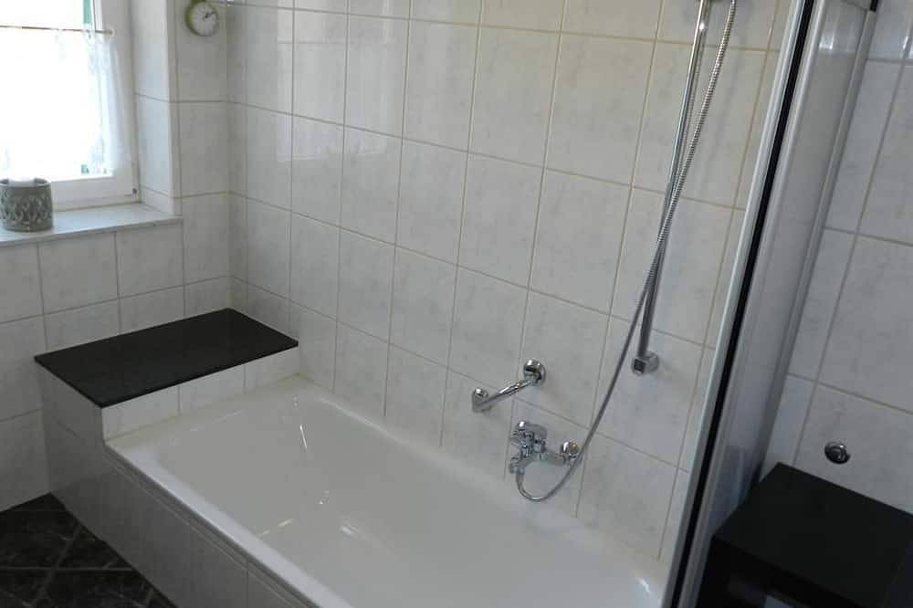 Ganze Wohnung, Ferienwohnung Razen - 2-Bettwohnung in Pölich, Moseleifel