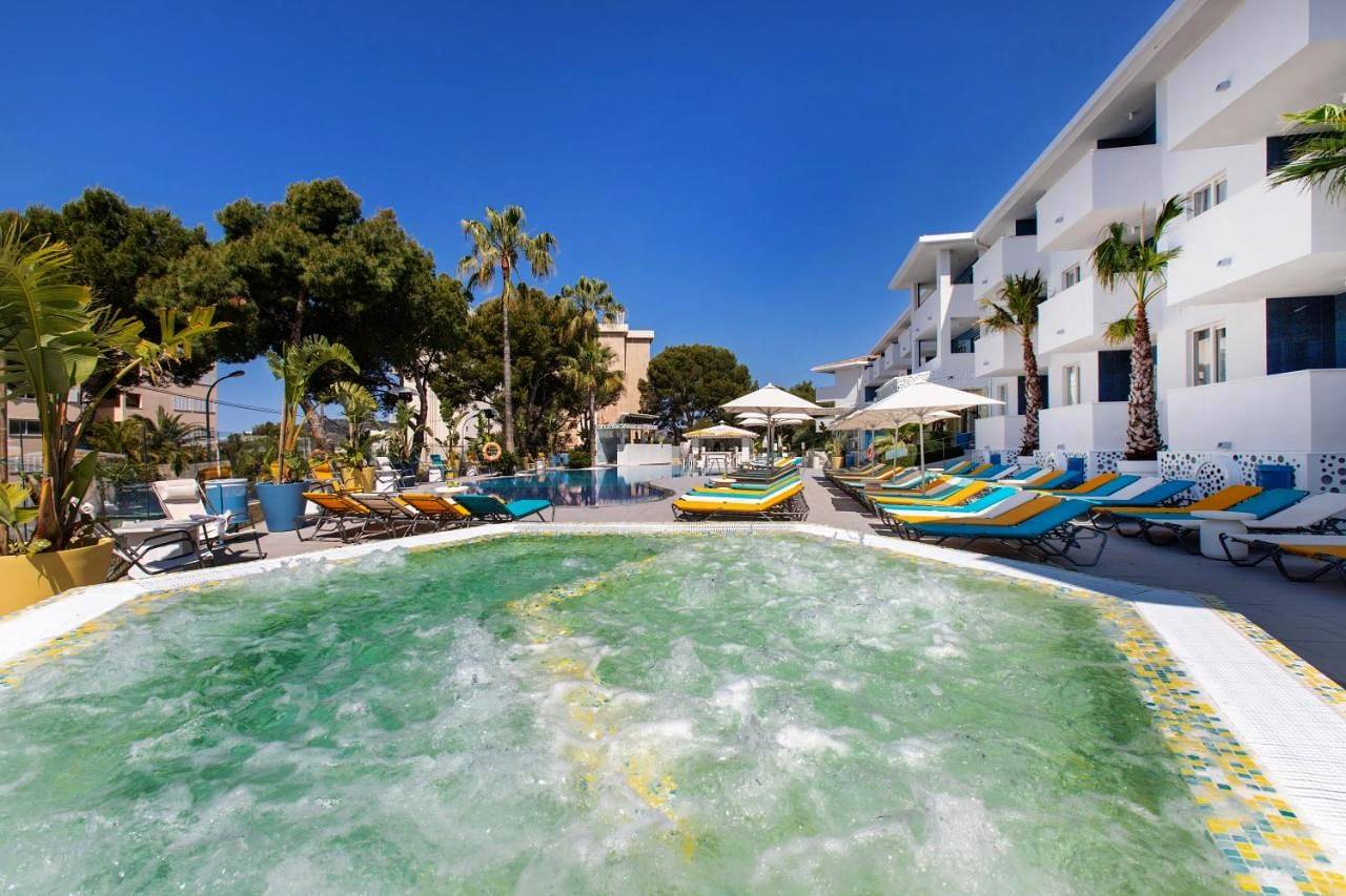 Sotavento Club Apartments - Adults Only in Torrenova (Spanien), Calvià