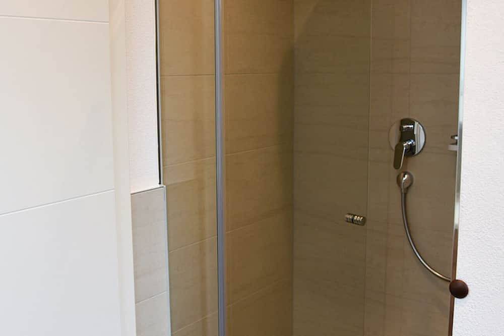 Ganze Wohnung, Mountain View Appartement - Wiesenblick Götzens bei Innsbruck in Stubaier Alpen, Götzens