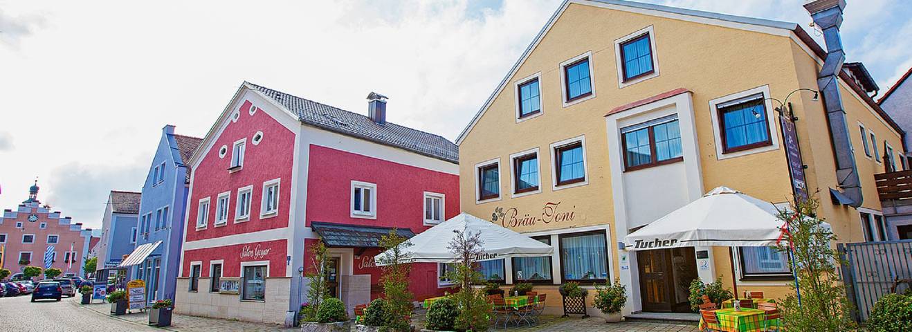 Hotel, mit Terrasse