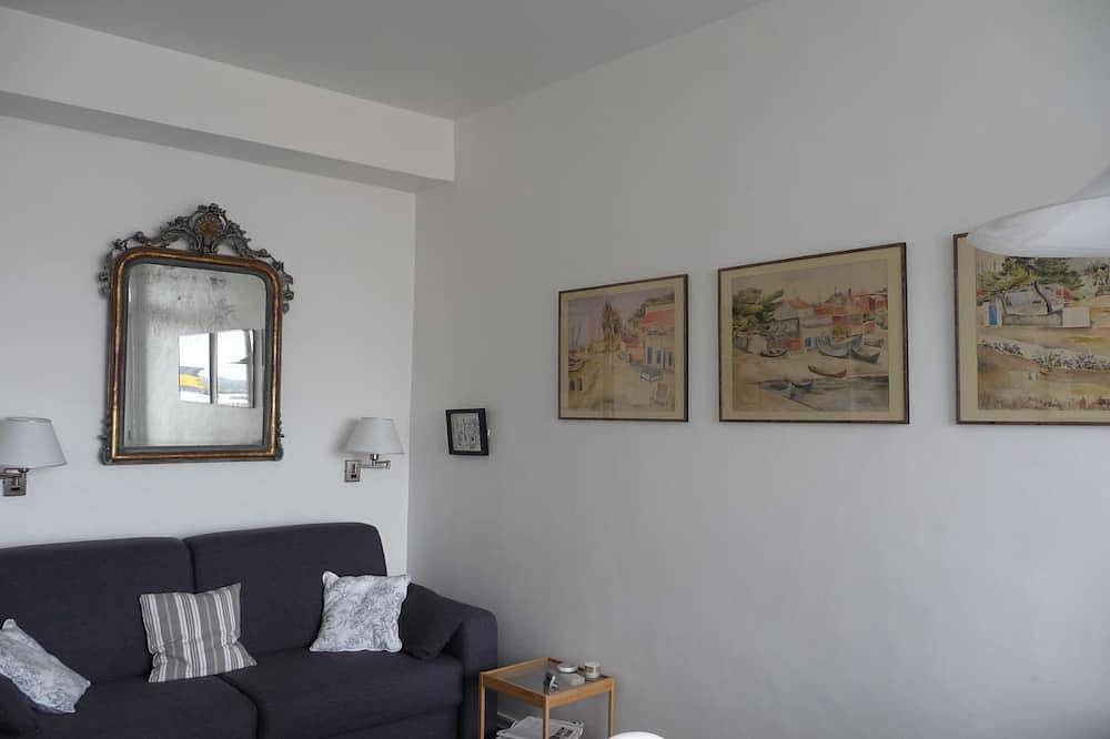 Appartement entier, Studio  T1 - Toulon - Vue panoramique sur le port in Toulon, Côte méditerranéenne (France)