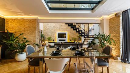 Villa pour 6 personnes, avec piscine ainsi que jardin et vue, animaux acceptés en Bourgogne