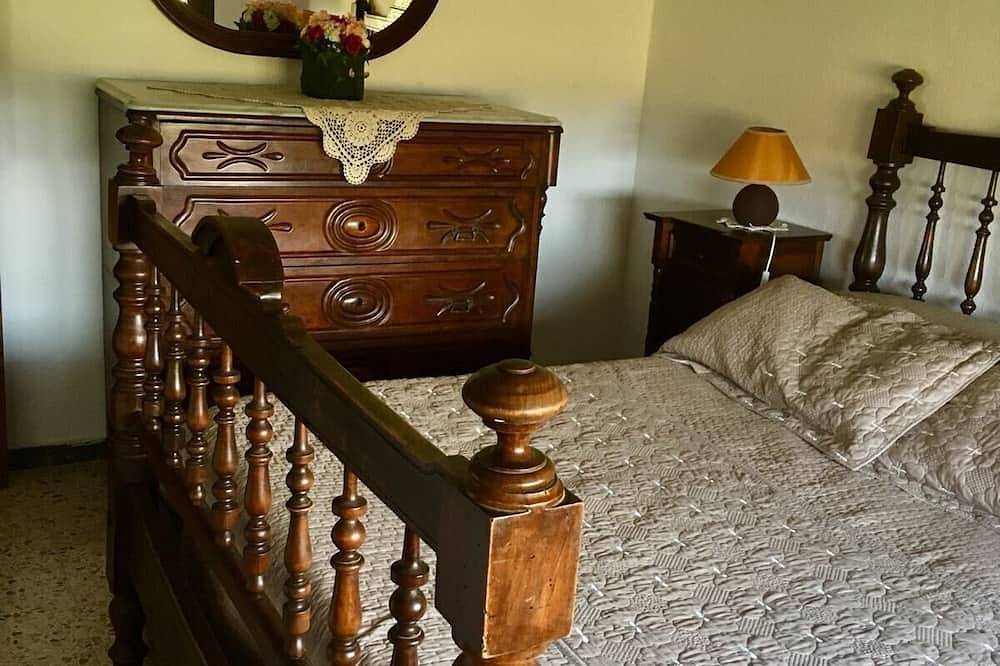 Mas Turró - Castelló d'Empúries in Castellón de Ampurias, Alt Empordà