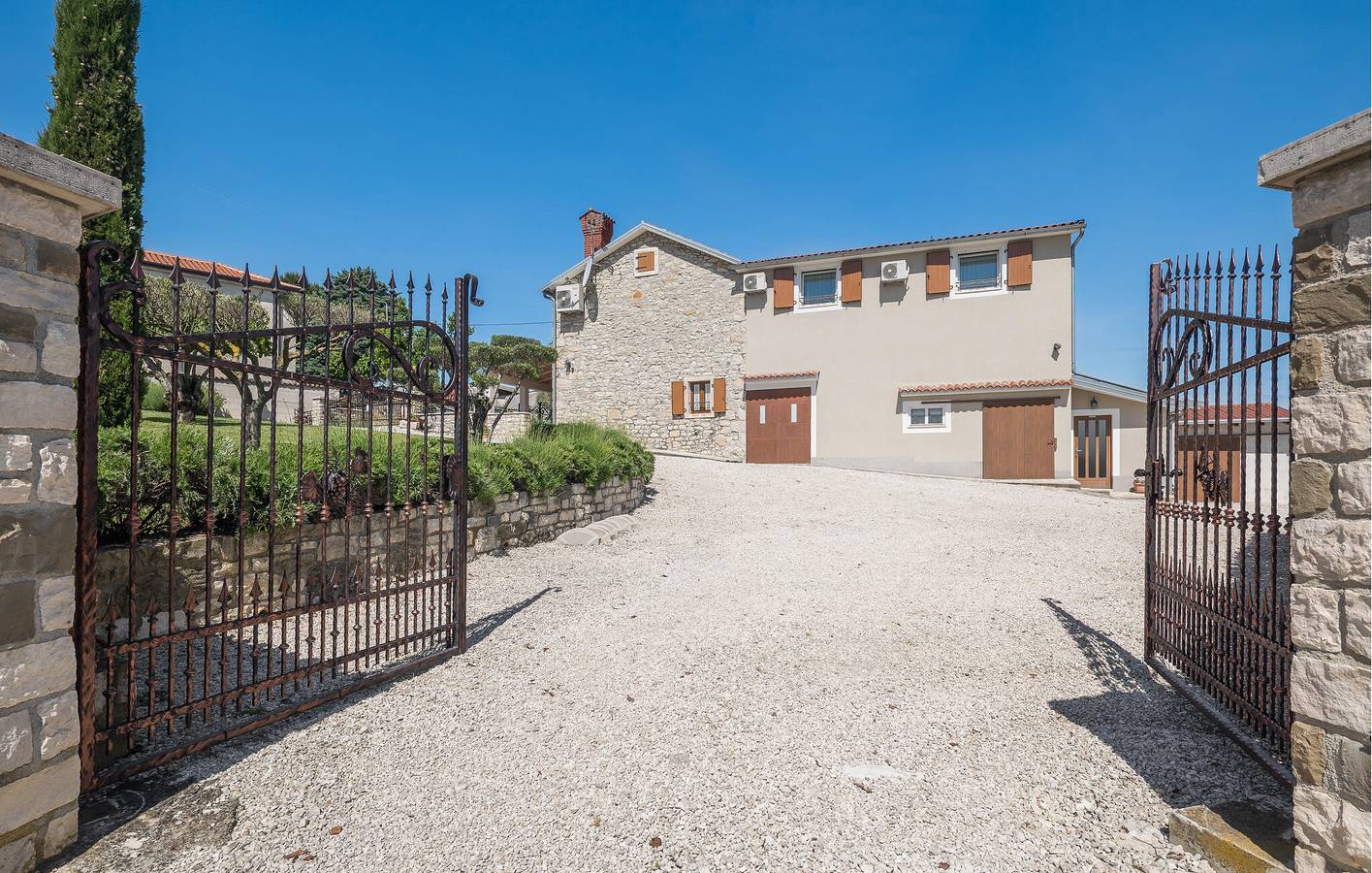 Gemütliche 2-Zimmer-Wohnung mit Terrasse in der Nähe von Brtonigla und lokalen Restaurants in Općina Brtonigla, Umag und Umgebung