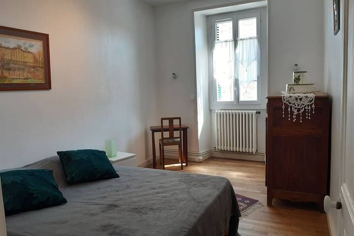 Location de vacances pour 6 personnes, avec terrasse, animaux acceptés à La Bachellerie - 3