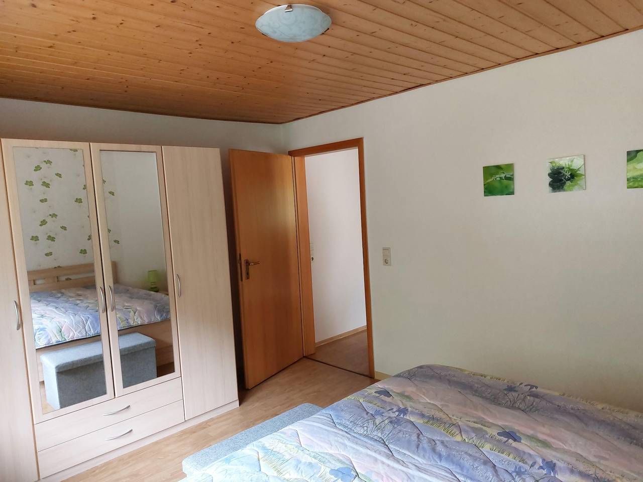 Ganze Ferienwohnung, Appartement/Fewo, Dusche und Bad, Wc, Nichtraucher in Pirmasens, Landkreis Südwestpfalz