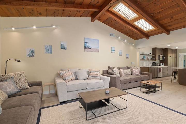 Ferienhaus für 7 Personen, mit Terrasse und Whirlpool - 1