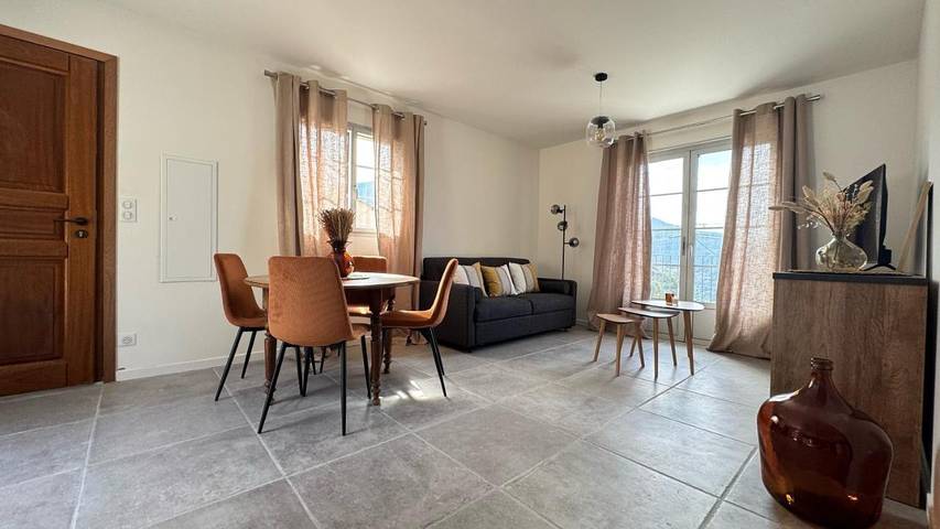 Gîte pour 4 personnes, avec jardin et vue à Barrettali
