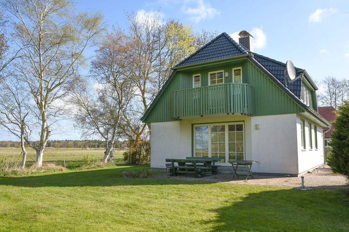 Ferienhaus für 4 Personen, mit Garten und Terrasse in Zingst - 3
