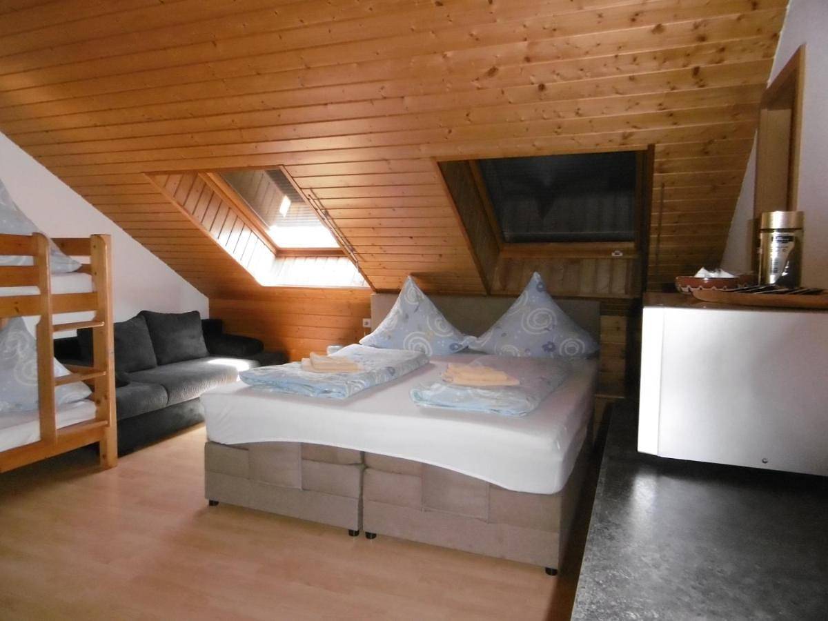 Ganze Wohnung, Roth Apartments beim Europa-Park Rust in Europa-Park, Rheinhausen