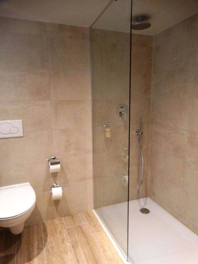 Hôtel pour 2 personnes, avec terrasse et jardin, animaux acceptés dans Celles (Houyet) - 4