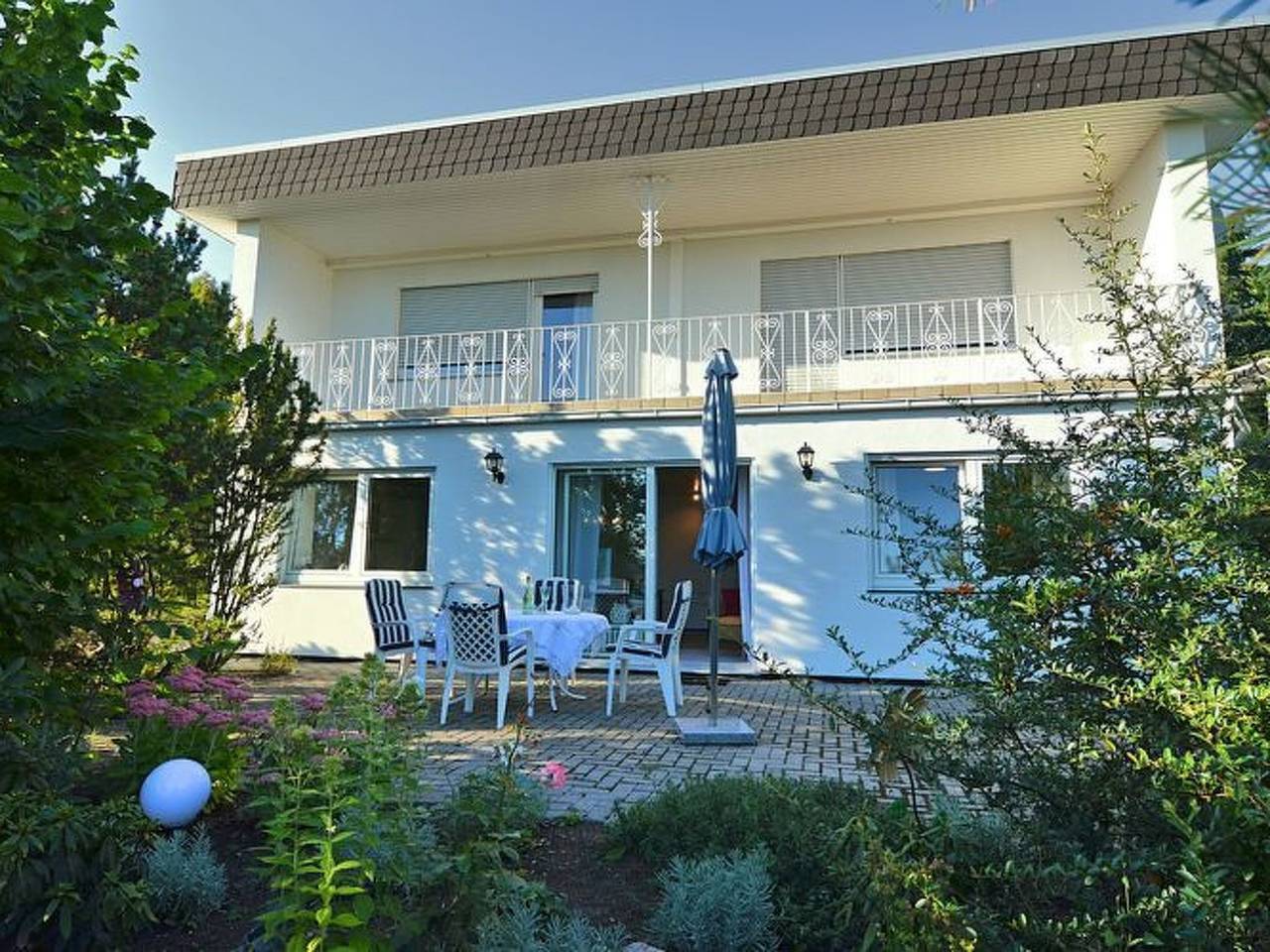 Ganze Wohnung, Idyll mit Loggia und Garten in Homberg, Schwalm-Eder-Kreis