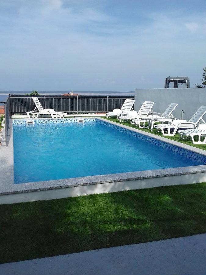 Ganze Wohnung, Baretic / Apartment A1 mit einem Schlafzimmer und Gemeinschaftspool in Crikvenica, Primorje-Gorski Kotar