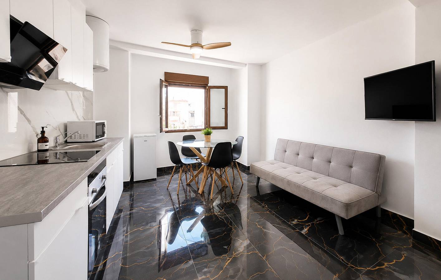 Apartamento vacacional entero, Acogedor apartamento con wifi y aparcamiento cerca del centro de Villar del Arzobispo in Villar del Arzobispo, Provincia de Valencia