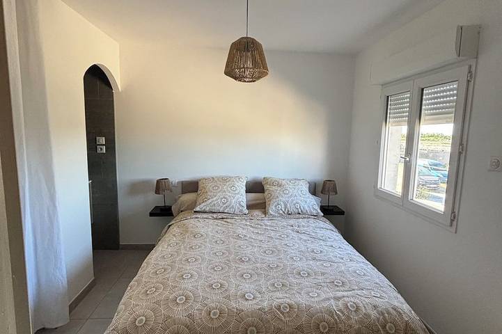 Ganze Wohnung, Top floor of a house by the sea in Fos-sur-Mer, Mittelmeerküste (Frankreich)